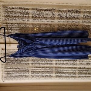 Everly Tie Front Cropped Jumpsuit Size Small